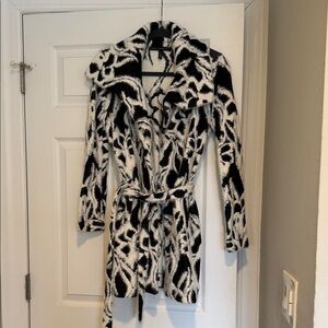 White House Black Market Monochrome Patterned sweater coat